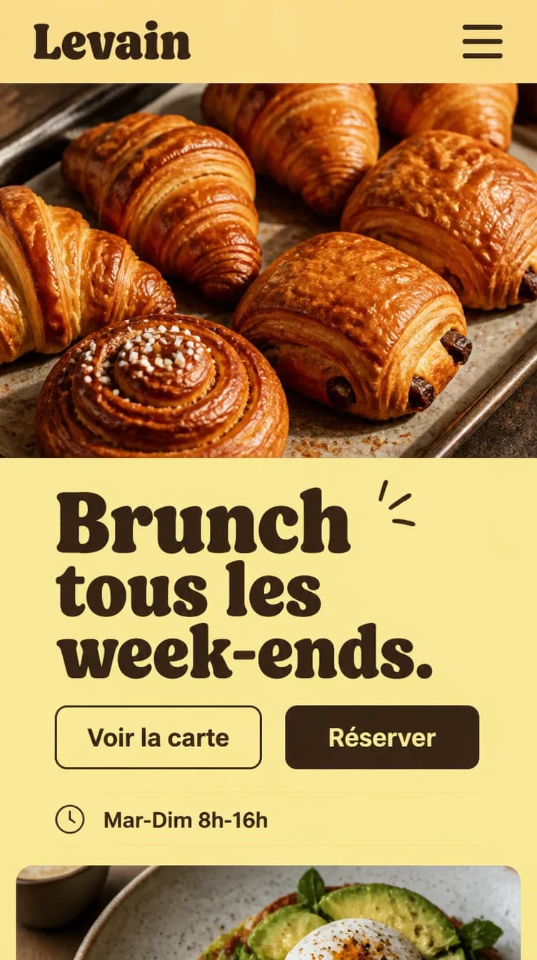 Version mobile du site de Levain, boulangerie-café : viennoiseries et titre « Brunch tous les week-ends » sur fond jaune.